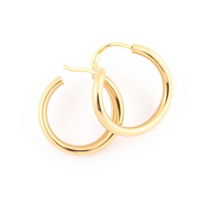 Huggie 1 — RMD Jewelry